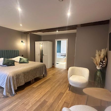 Hostellerie De La Chapelle 말메디 외부 사진