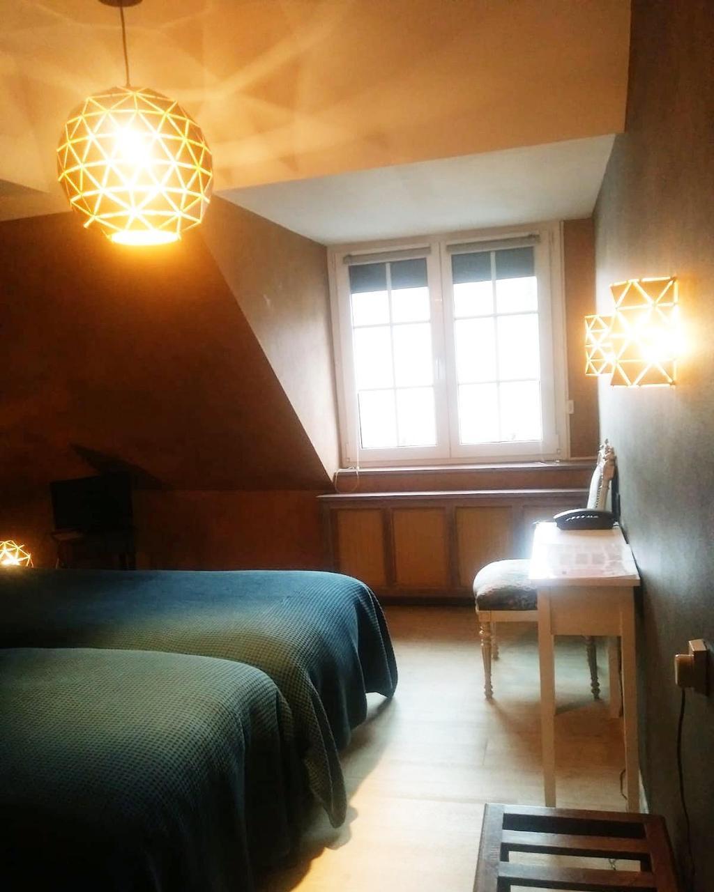 Hostellerie De La Chapelle 말메디 외부 사진